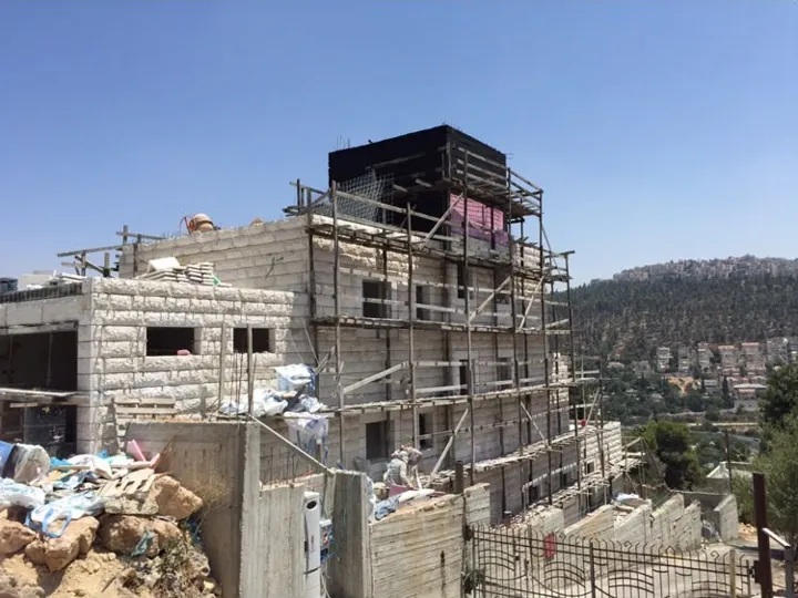 וילה פרטית ומפוארת במוצא עילית, מוצא עילית, מגרש בשטח של כ-300 מ״ר