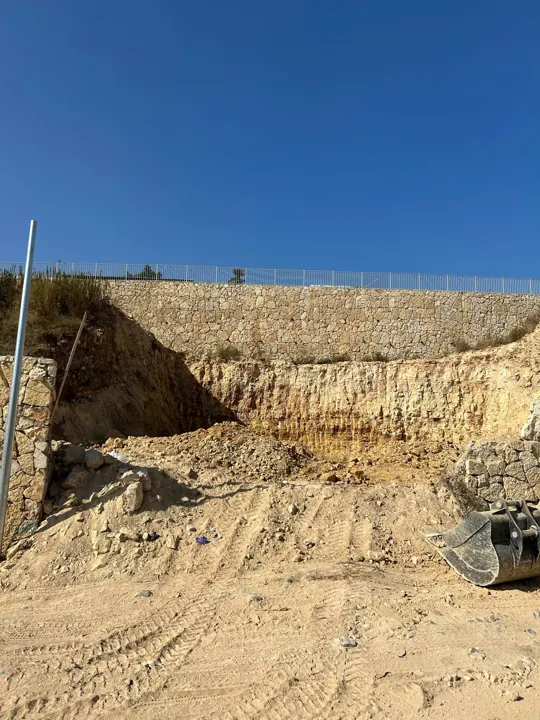 וילה פרטית באבן ספיר, אבן ספיר, מגרש של כ-500 מ״ר